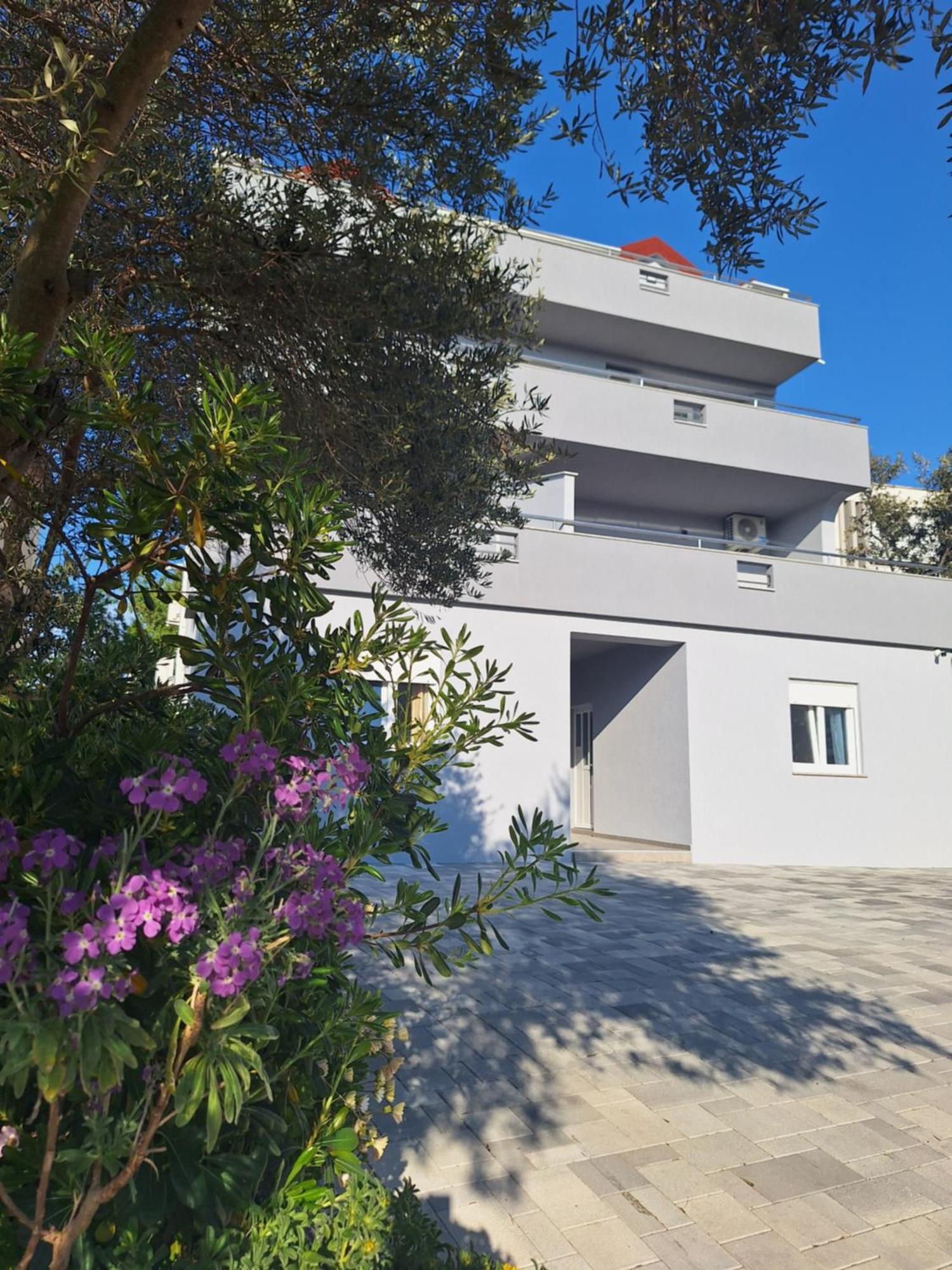 Apartments Miki 2 Novalja Exterior photo